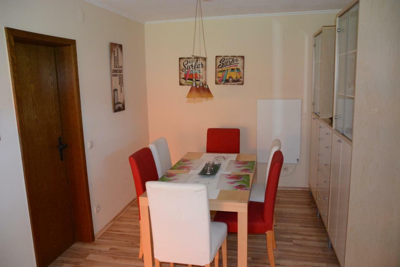 Ferienwohnung Burgblick Bilstein Buitenkant foto