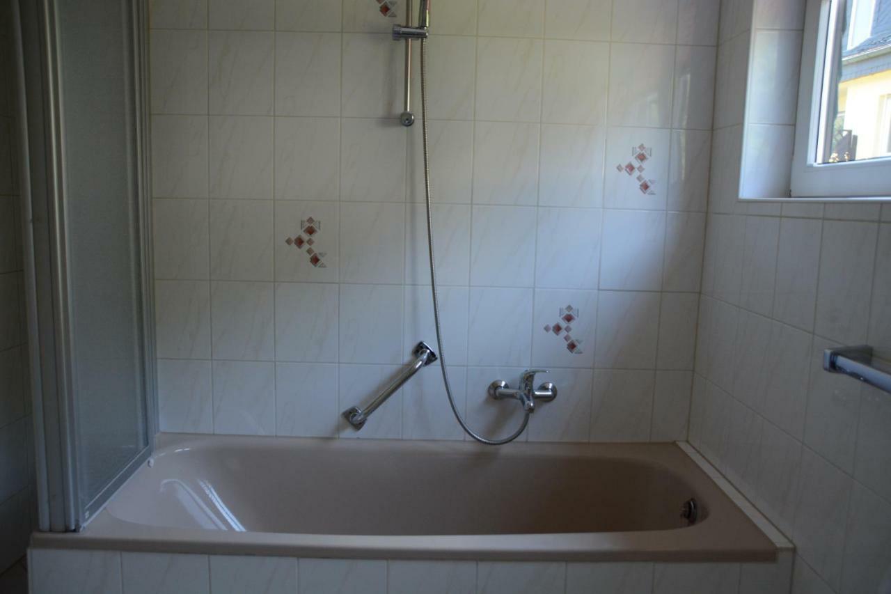 Ferienwohnung Burgblick Bilstein Buitenkant foto