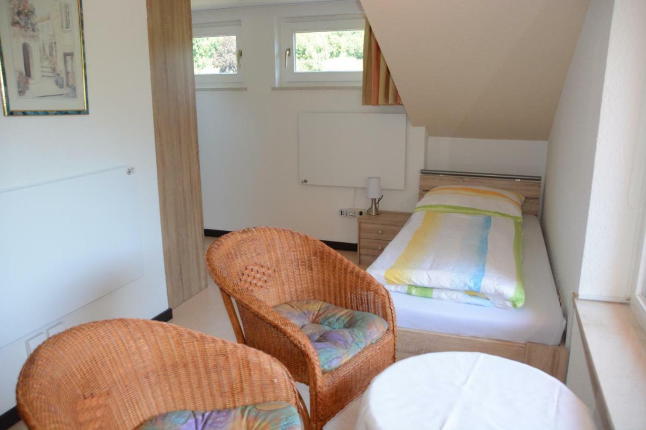 Ferienwohnung Burgblick Bilstein Buitenkant foto